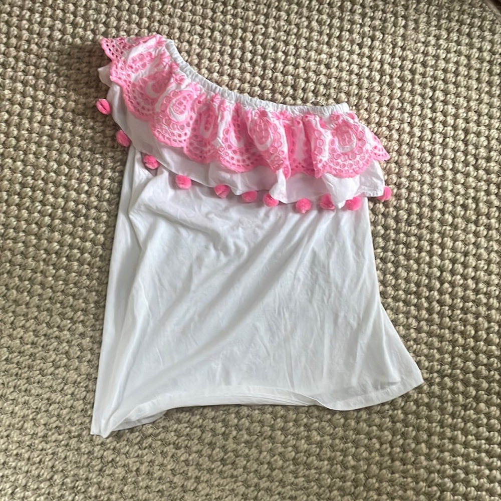 One shoulder Lily Pulitzer top. Pink lace and Pom poms. Size XS